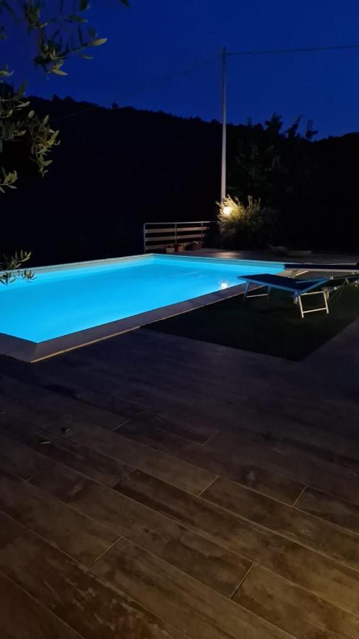 Villa Degli Ulivi Tivegna Kültér fotó