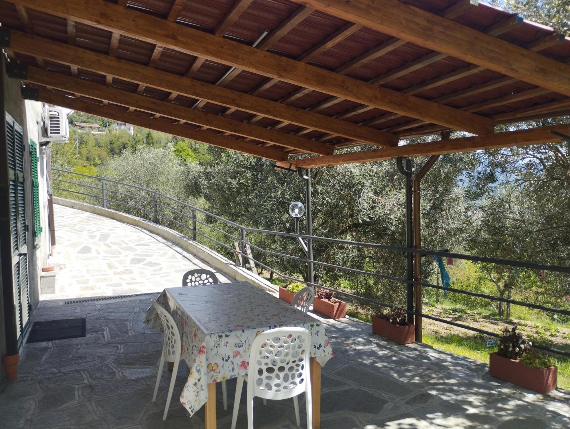 Villa Degli Ulivi Tivegna Kültér fotó